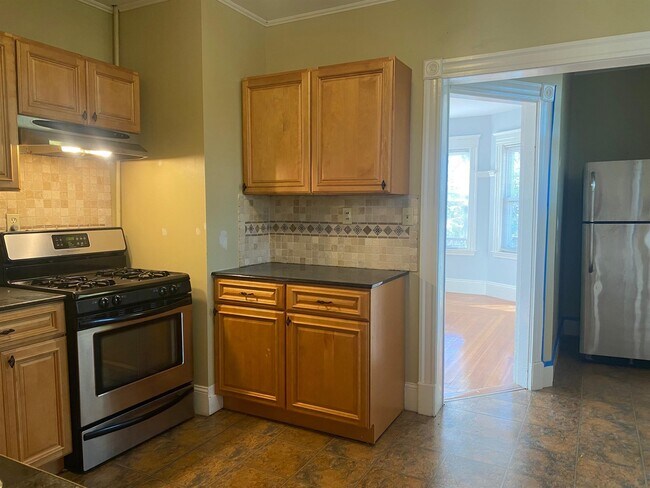 21 Park St, Unit 3 in Somerville, MA - Building Photo - Building Photo