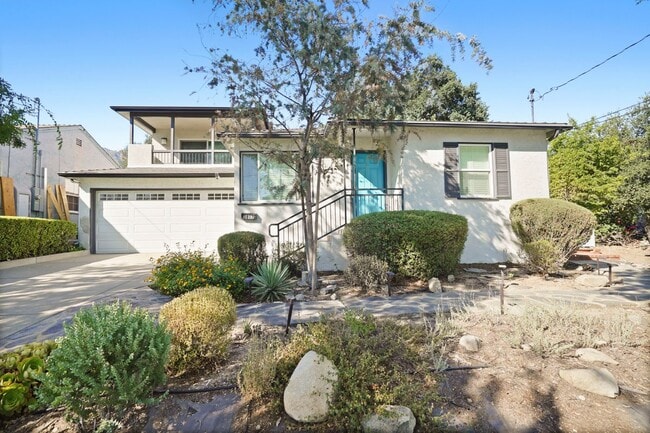 property at 2817 Stevens St