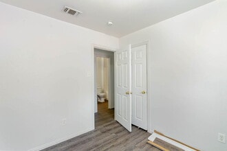 2907 Lasalle St in Fort Worth, TX - Building Photo - Building Photo