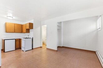 1171-1173 Raymond Ave in St. Paul, MN - Building Photo - Building Photo