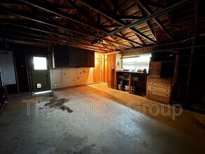 1439 W Evans Ave in Visalia, CA - Building Photo - Building Photo