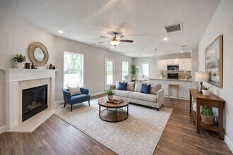 113 Vineyard Walk in Carrollton, GA - Foto de edificio - Building Photo