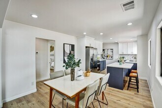 1563 150th Ave in San Leandro, CA - Building Photo - Building Photo