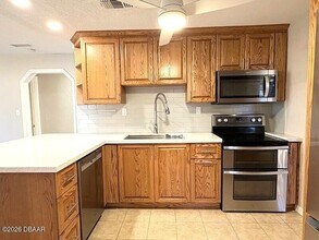 2353 Florida Blvd in South Daytona, FL - Building Photo - Building Photo