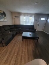 3803 43rd Ave N in St. Petersburg, FL - Building Photo - Building Photo