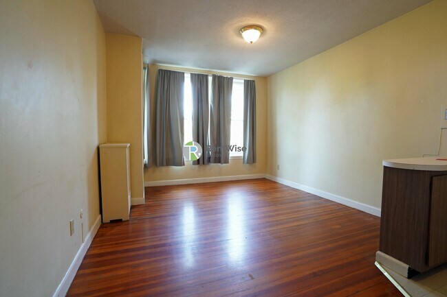 1132 Commonwealth Ave in Boston, MA - Building Photo - Building Photo