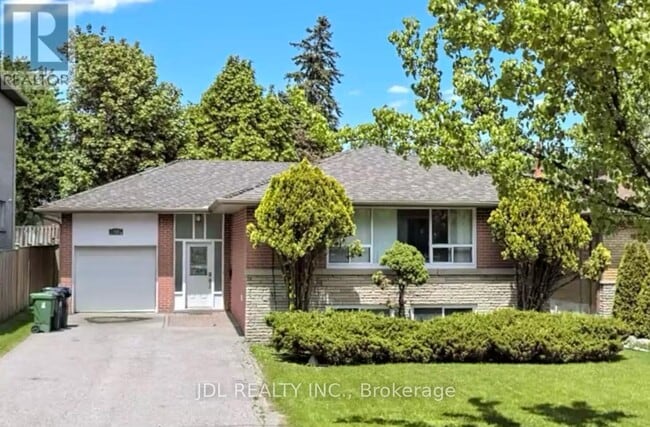 property at 20 Maureen Dr