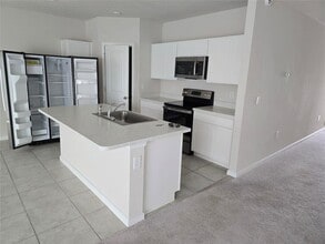 1204 Golden Eagle Ln in Winter Haven, FL - Building Photo - Building Photo
