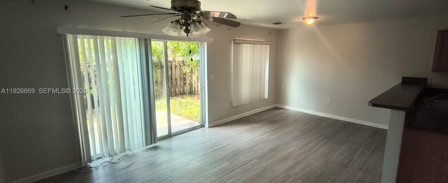 2773 NW 13th St in Pompano Beach, FL - Building Photo - Building Photo