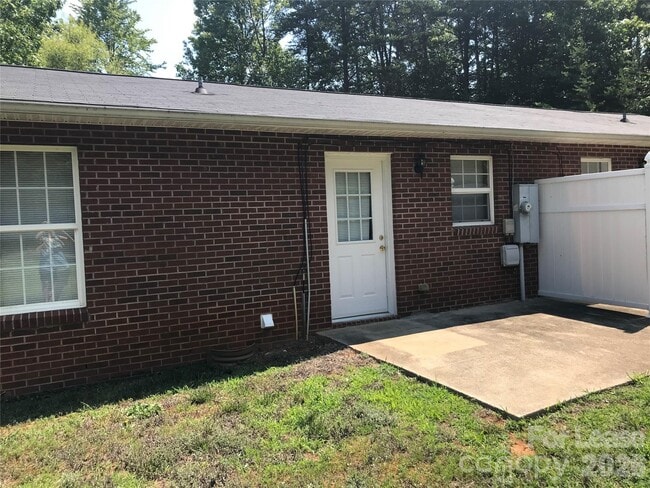 498 Car Farm Rd in Lincolnton, NC - Building Photo - Building Photo