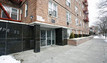 4011 Kings Hwy in Brooklyn, NY - Building Photo - Building Photo