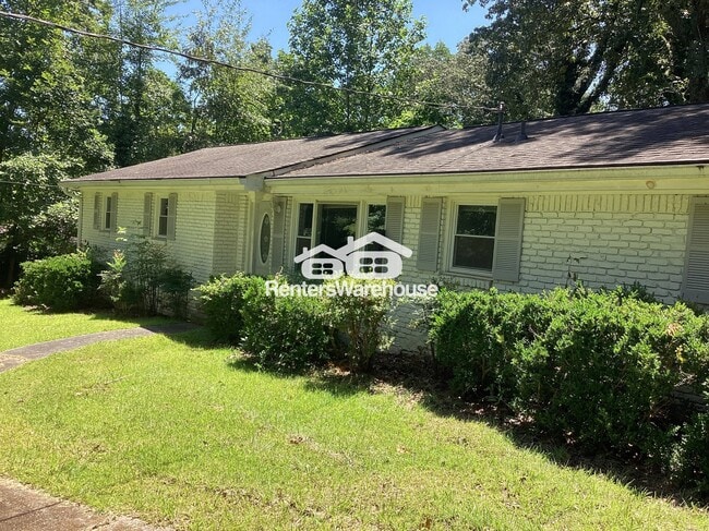 property at 1017 Oakton Dr SW