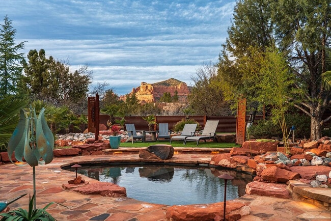 77 Wild Horse Mesa Dr in Sedona, AZ - Building Photo - Building Photo