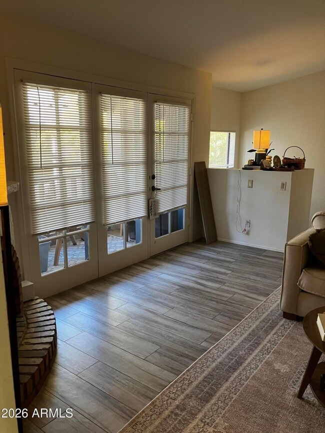 7300 N Dreamy Draw Dr in Phoenix, AZ - Building Photo - Building Photo