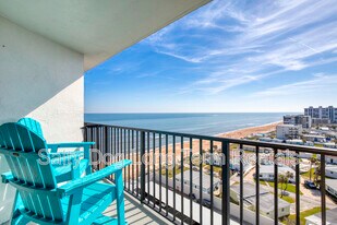 1415 Ocean Shore Blvd in Ormond Beach, FL - Building Photo