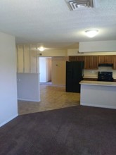 408 E Viola St in Casa Grande, AZ - Foto de edificio - Building Photo