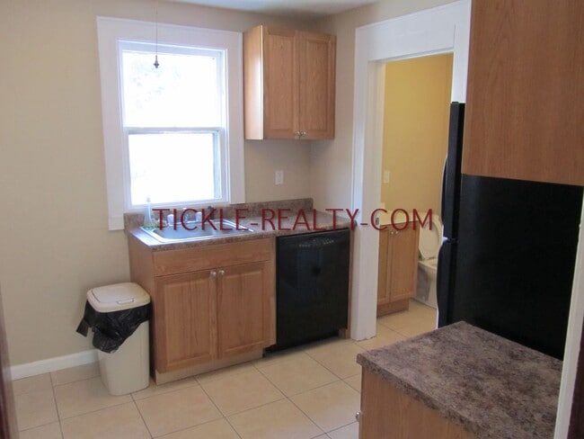 48 Henrietta St in Rochester, NY - Building Photo - Building Photo