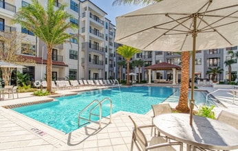 Bainbridge Winter Park in Winter Park, FL - Building Photo - Building Photo