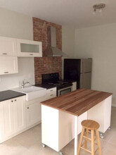 183 4th St, Unit 3rd Floor in Troy, NY - Foto de edificio - Building Photo