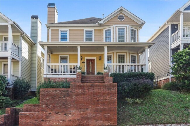 property at 139 Fulton St SE