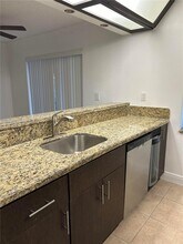 3410 Foxcroft Rd in Miramar, FL - Building Photo - Building Photo