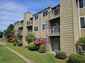 Hillcrest Estates in Everett, WA - Foto de edificio - Building Photo