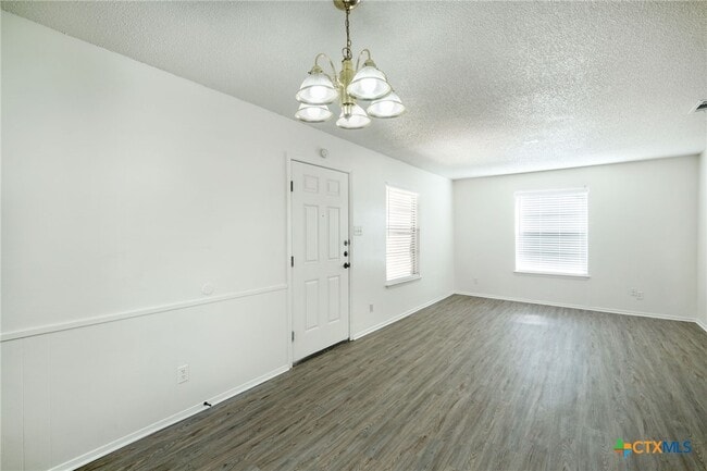 11410 Pollyanna Ave in Austin, TX - Building Photo - Building Photo