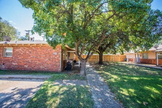 2811 43rd St in Lubbock, TX - Building Photo - Building Photo