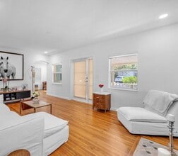 1100 El Rado St in Coral Gables, FL - Building Photo - Building Photo
