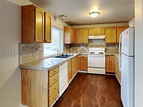 1327 Whitehouse Ave in Buckley, WA - Building Photo - Building Photo