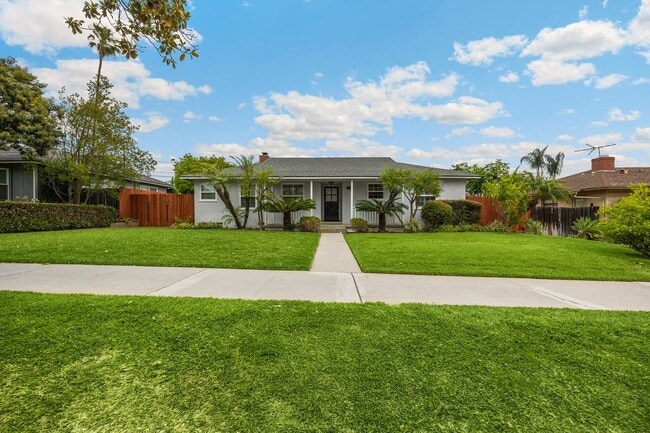 property at 822 N Richman Ave
