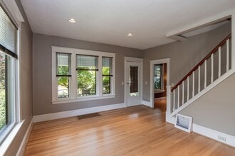 333 S Idaho St in Portland, OR - Building Photo - Building Photo