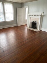 220 W End Blvd, Unit 220 in Winston-Salem, NC - Foto de edificio - Building Photo