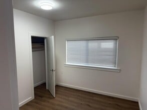 14932-1490A 90a Ave in Surrey, BC - Building Photo - Building Photo