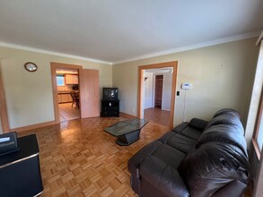 4754 1st Ave N in St. Petersburg, FL - Foto de edificio - Building Photo