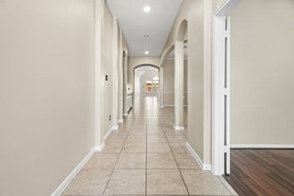 4713 La Escalona Dr in League City, TX - Building Photo - Building Photo