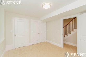 132 Columbia St, Unit 1 in Cambridge, MA - Foto de edificio - Building Photo