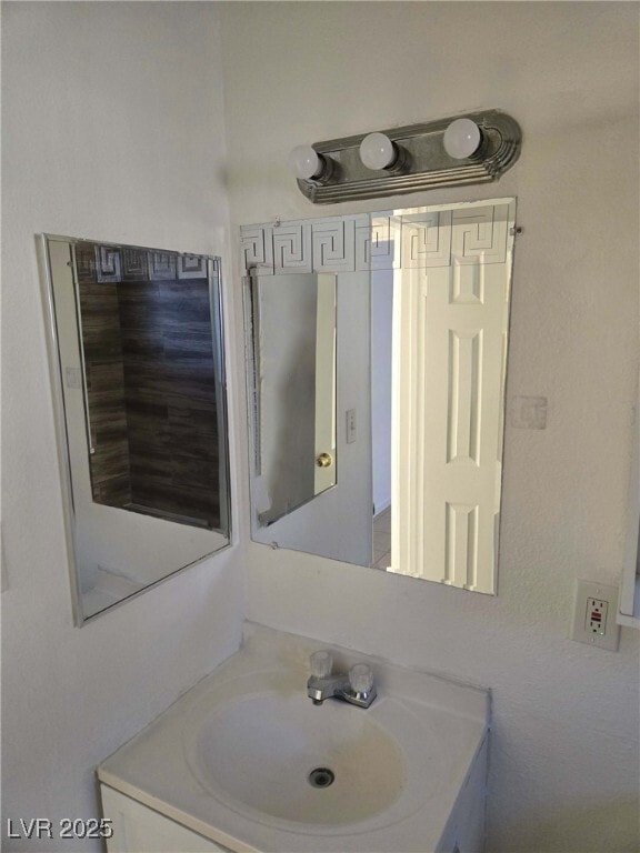 property at 537 Calcaterra Cir