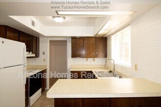 8500 E Old Spanish Trail in Tucson, AZ - Building Photo - Building Photo