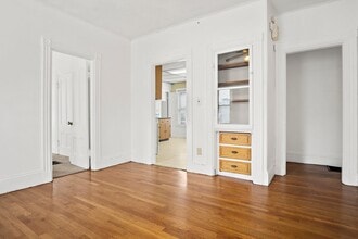 4 Harris Ave in Everett, MA - Building Photo - Building Photo