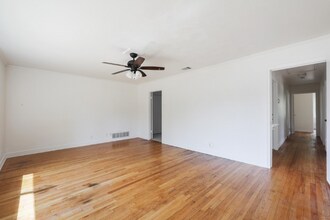 1657 E Campbell Rd in Richardson, TX - Building Photo - Building Photo