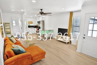 807 Dreiss St in San Antonio, TX - Building Photo - Building Photo