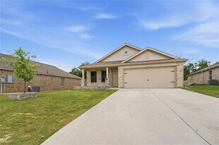 1408 Yachtclub Dr in Azle, TX - Building Photo