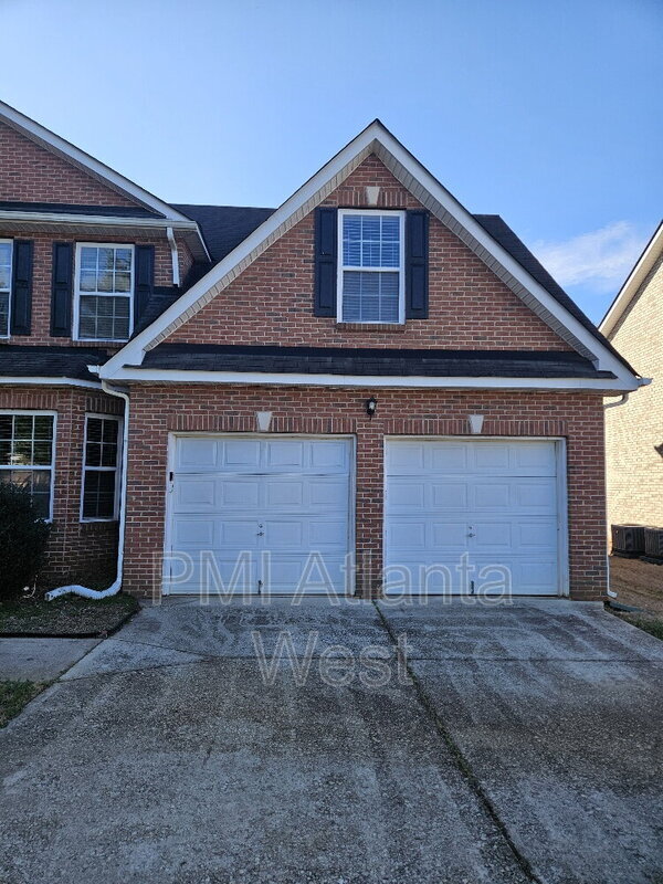 1013 Odelle Cir in Mcdonough, GA - Building Photo - Building Photo