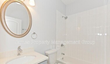 827 N Francisco Ave in Chicago, IL - Building Photo - Building Photo