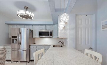 490 S Orlando Ave in Cocoa Beach, FL - Building Photo - Building Photo