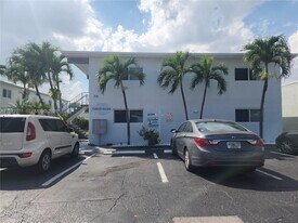 715 NE 2nd Ave in Fort Lauderdale, FL - Building Photo