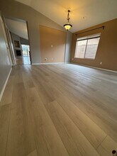 3464 S Moccasin Trail in Gilbert, AZ - Foto de edificio - Building Photo