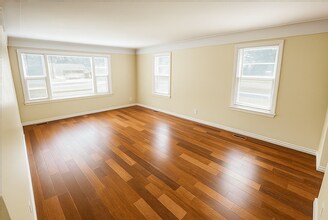 14736 Haggerty Rd in Belleville, MI - Building Photo - Building Photo