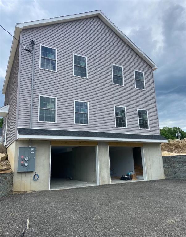 26 Grand St in Marlboro, NY - Building Photo - Building Photo